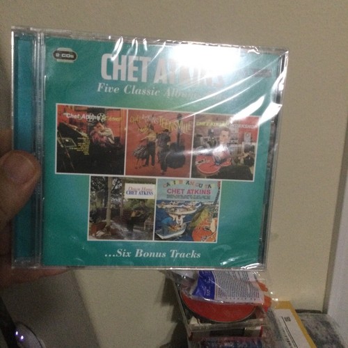 Chet atkins five classic - atkins,